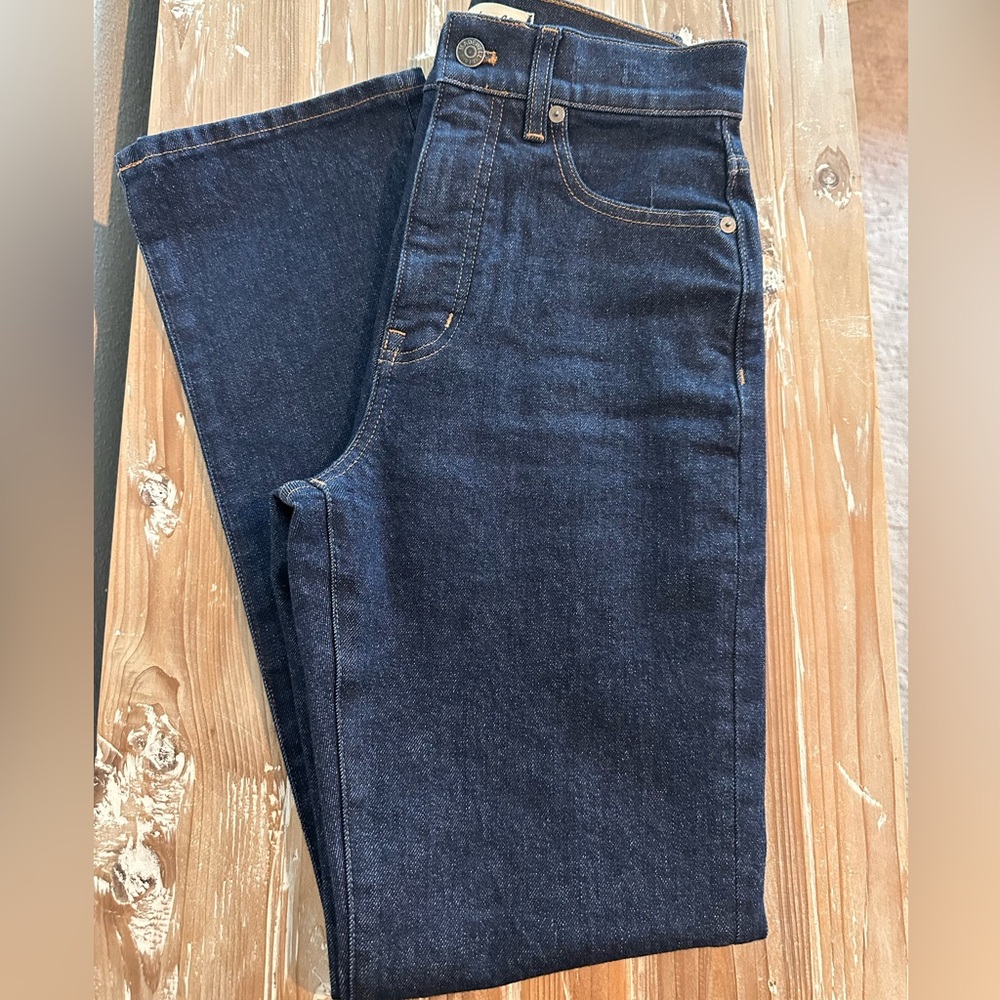 Madewell The 90’s Straight Leg Jeans in Classic Dark Indigo Wash (Size 25) - Picture 9 of 13